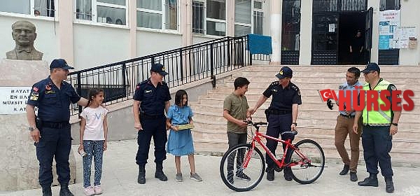 Jandarmadan öğrencilere trafik eğitimi