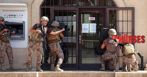 Banka müdürünü, hesabına 2 milyon lira havale ettirmek için rehin almış