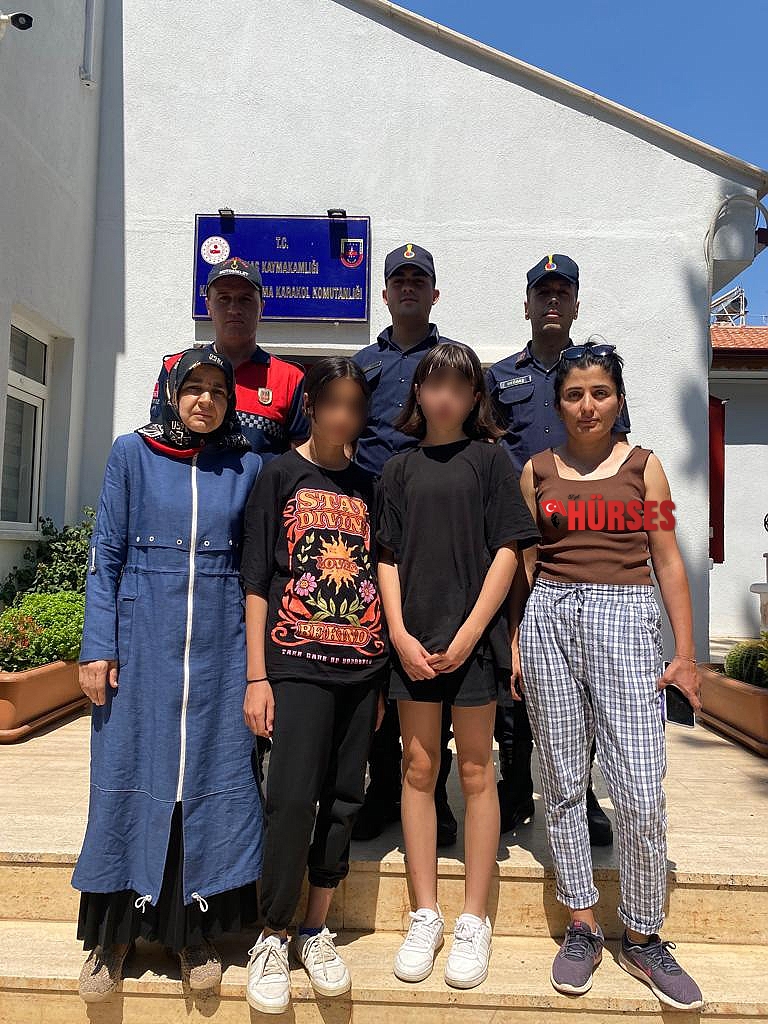 Kaş'ta kaybolan 2 kız çocuğunu jandarma buldu