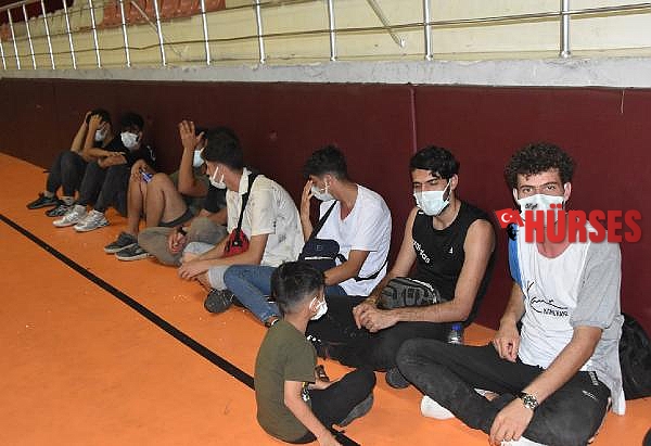 Kekova Adası'nda 20 göçmen daha yakalandı
