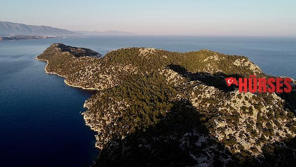 Kekova Adası'nda 20 göçmen daha yakalandı