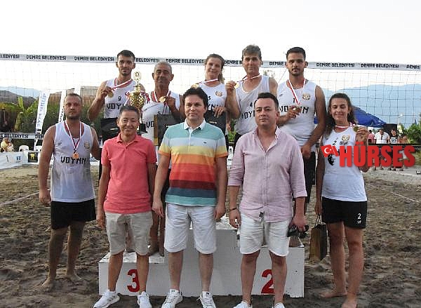 Taşbeach Voleybol Turnuvası tamamlandı
