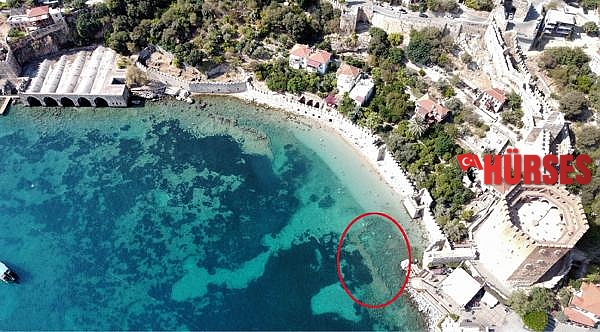 Alanya Kalesi'nde büyük keşif sert dalgalarla ortaya çıktı