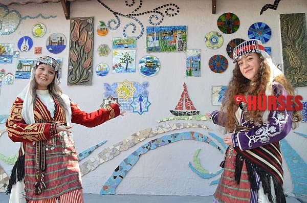 3 bin 500 atık parçadan 'Atık Sanat Duvarı' oluşturuldu