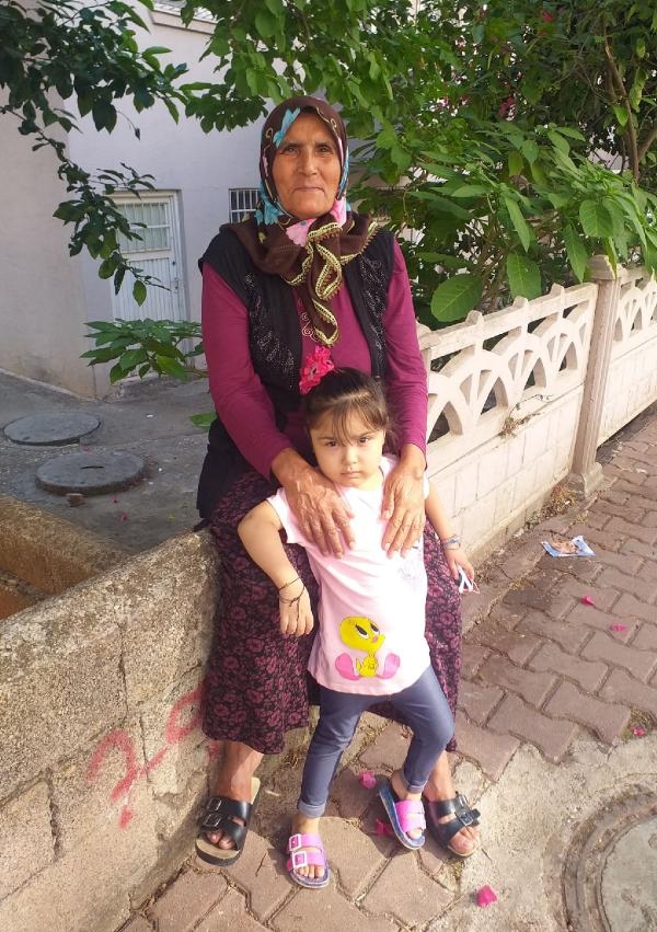 Anneannesinin böbreğiyle acılarından kurtulan Mira: Nenem beni iyileştirdi