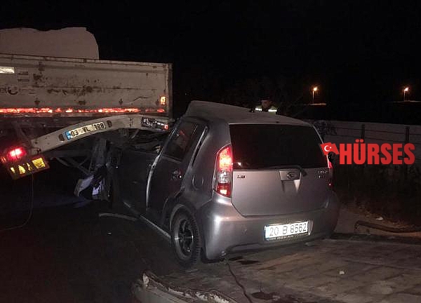 Otomobille TIR çarpıştı: 1 yaralı