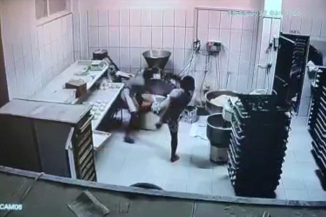 Türkiye'nin yüreğini sızlatan üvey baba dehşetine 4 yıl 2 ay hapis cezası