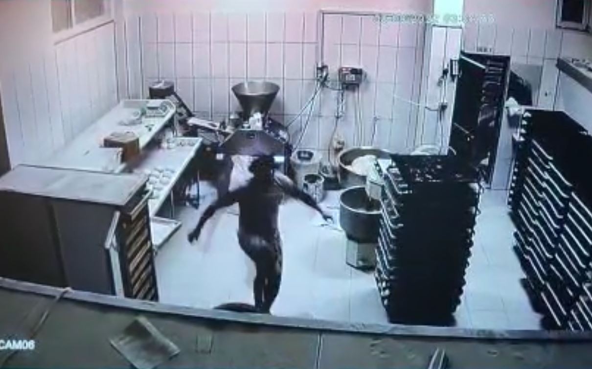 Türkiye'nin yüreğini sızlatan üvey baba dehşetine 4 yıl 2 ay hapis cezası