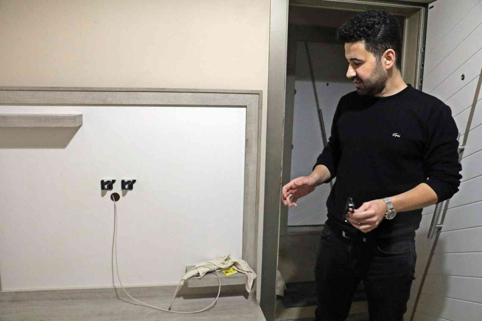 Sekerek geldiği apartmanda, eşyaları çalıp topladıkça iyileşti