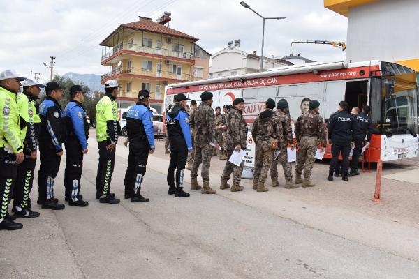 Termessos Hastanesi'nden Kızılay'a destek