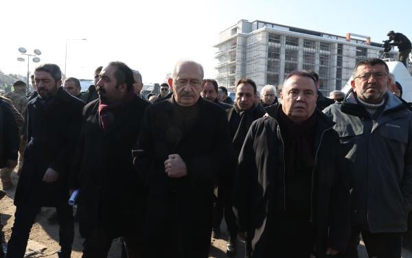 Başkan Böcek ikinci kez deprem bölgesinde