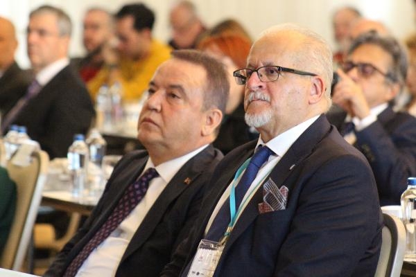 Cumhuriyetin 100'üncü yılı kutlamaları kapsamındaki Felsefe Kongresi başladı