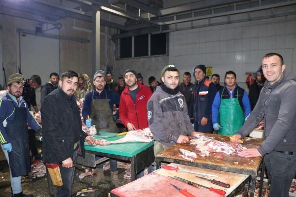 Depremzedeler için 'kurbanlık' bağışı, köyde kampanyaya dönüştü