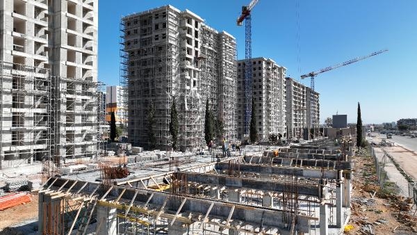 Güneş Mahallesi'nde 4 bloğun kaba inşaatı tamamlandı