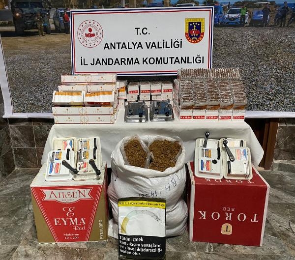 Jandarma aranan 210 şüpheliyi yakaladı