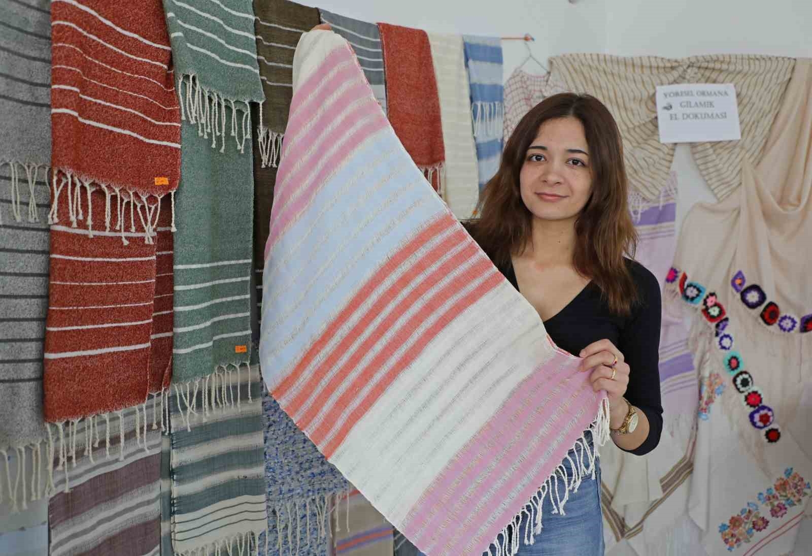 ATASEM'de 300 yıllık geleneksel dokumacılık yaşatılıyor