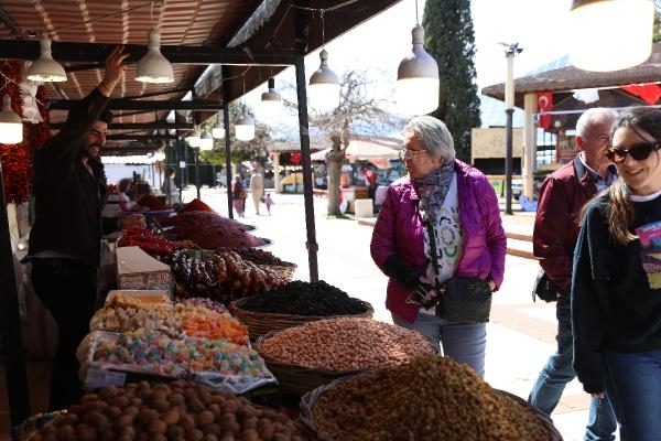 Büyükşehir'den, Gaziantep esnafına destek