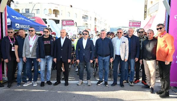 Depremzede çocuklar için pedal çevirdiler