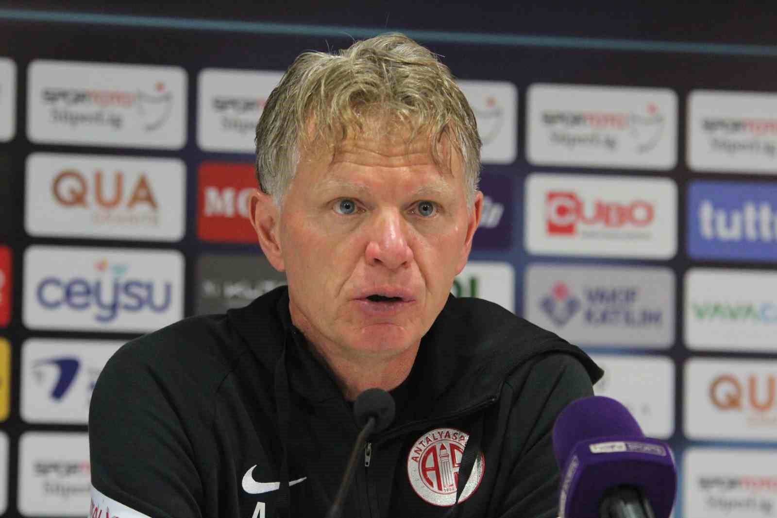 Groenendijk: "İç sahadaki üst üste 4. maçımızı kazandık"