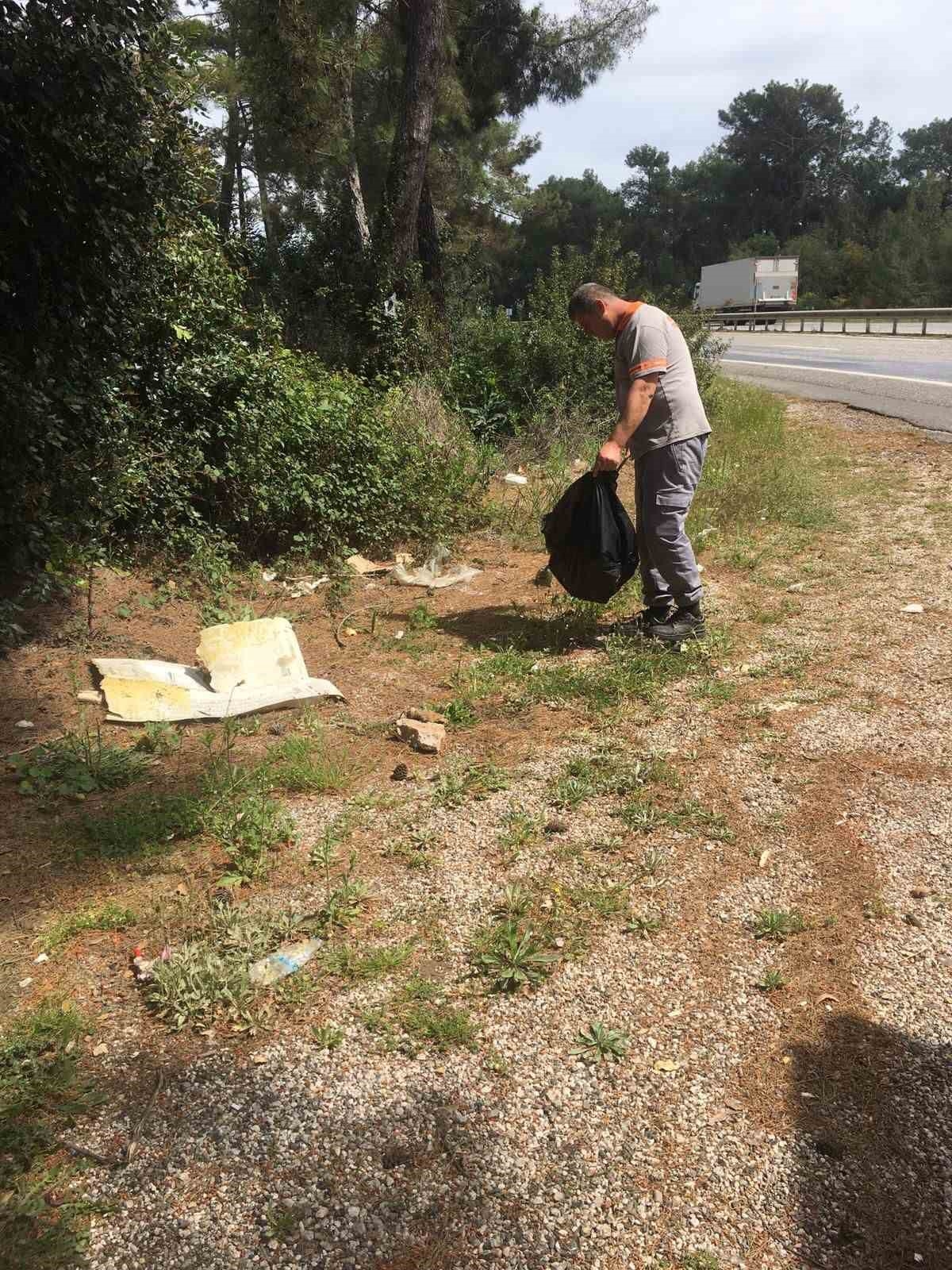 Kemer'de bayram temizliği