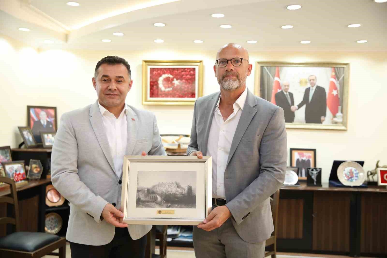 Konsolos Tscherner'den Başkan Yücel'e ziyaret