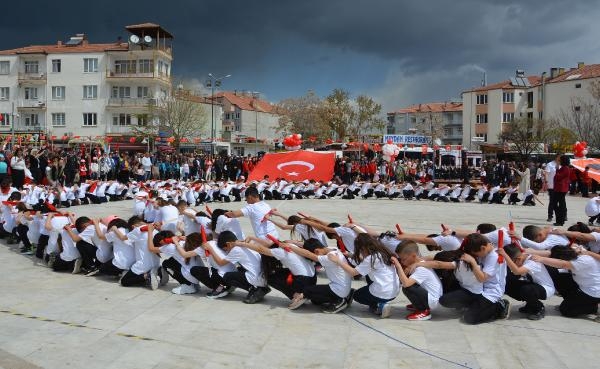 Korkuteli'de 23 Nisan coşkusu