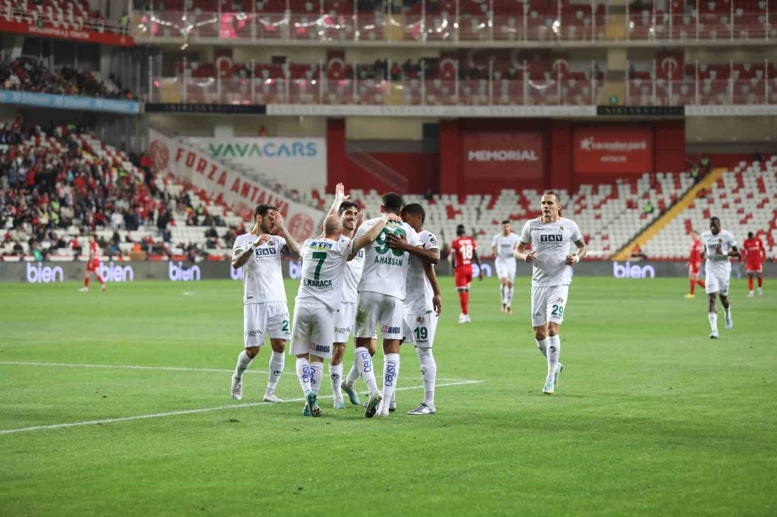 Spor Toto Süper Lig: Antalyaspor: 2 - Alanyaspor: 1