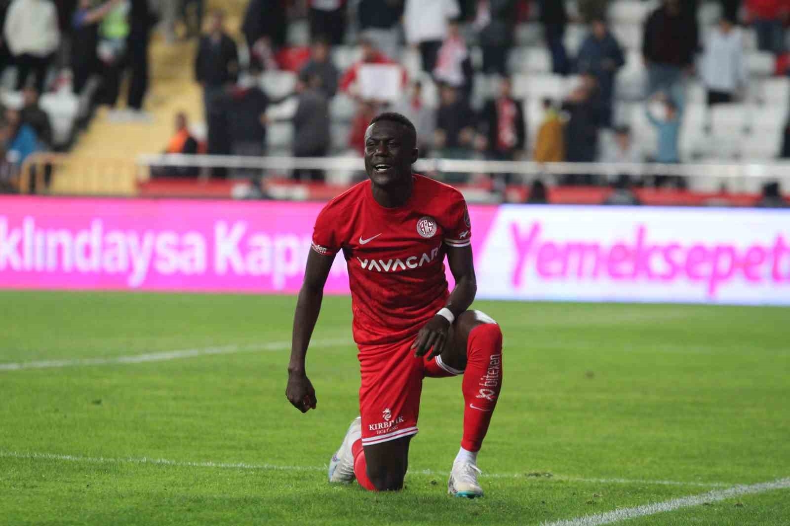 Spor Toto Süper Lig: Antalyaspor: 2 - Alanyaspor: 1