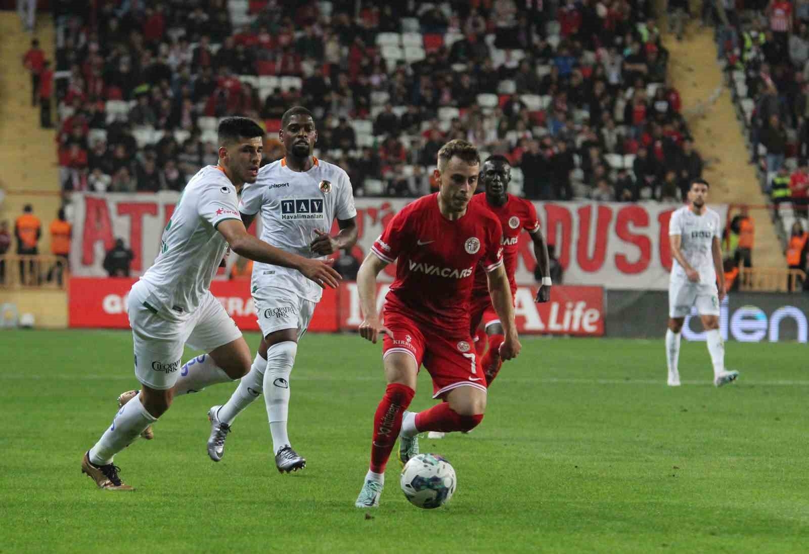 Spor Toto Süper Lig: Antalyaspor: 2 - Alanyaspor: 1