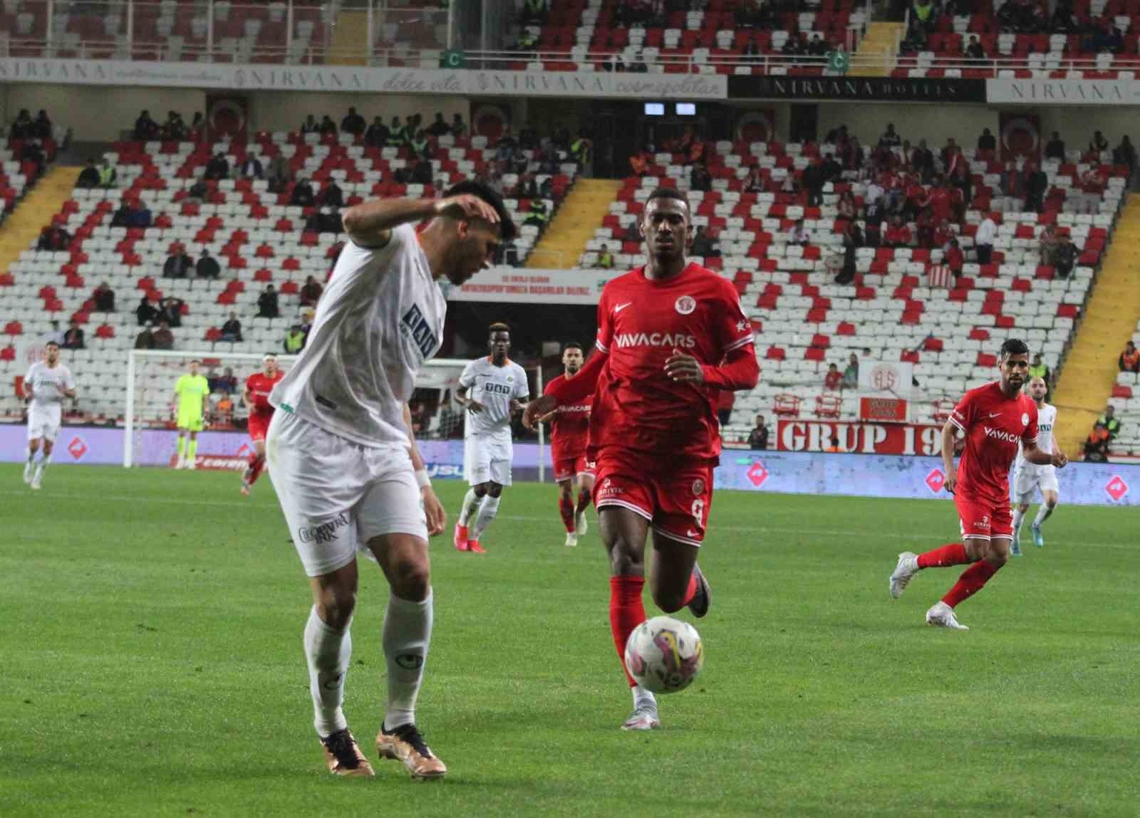 Antalyaspor: 3 - Alanyaspor: 1