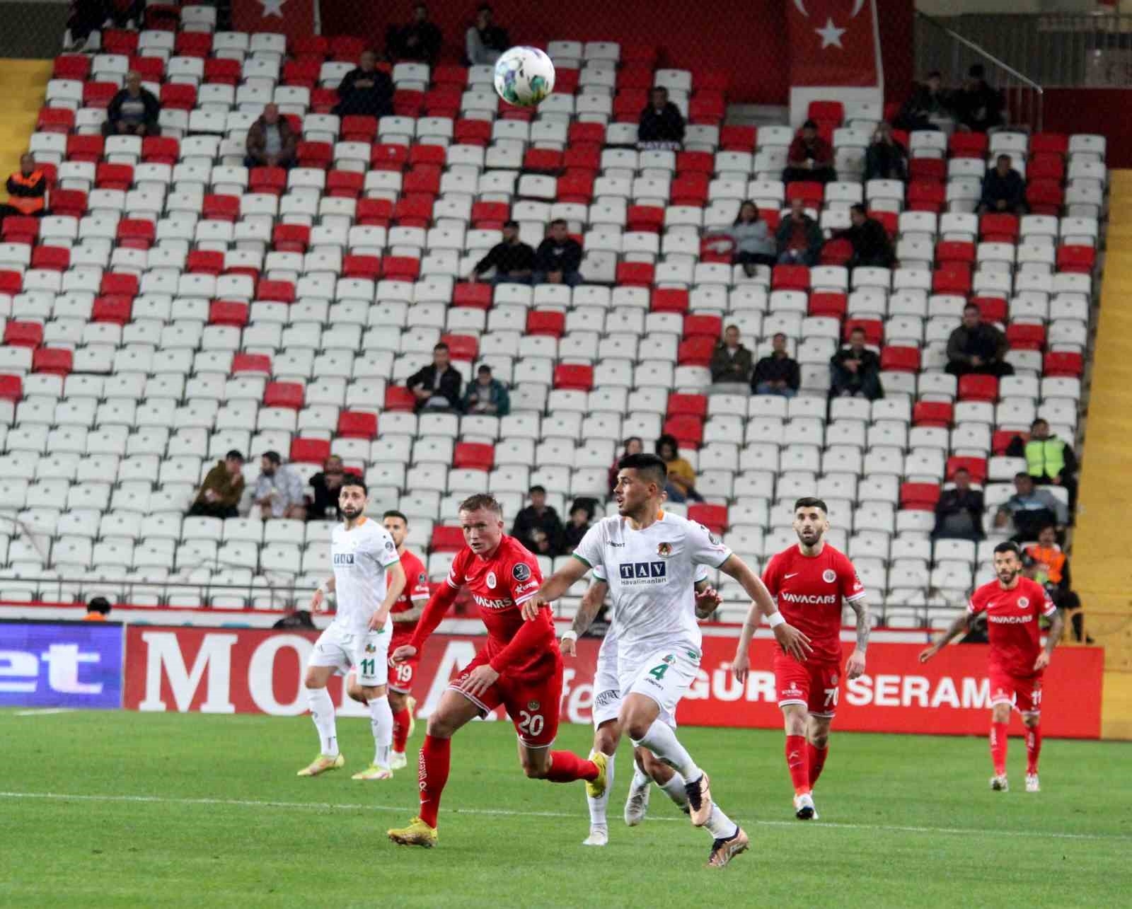 Antalyaspor: 3 - Alanyaspor: 1