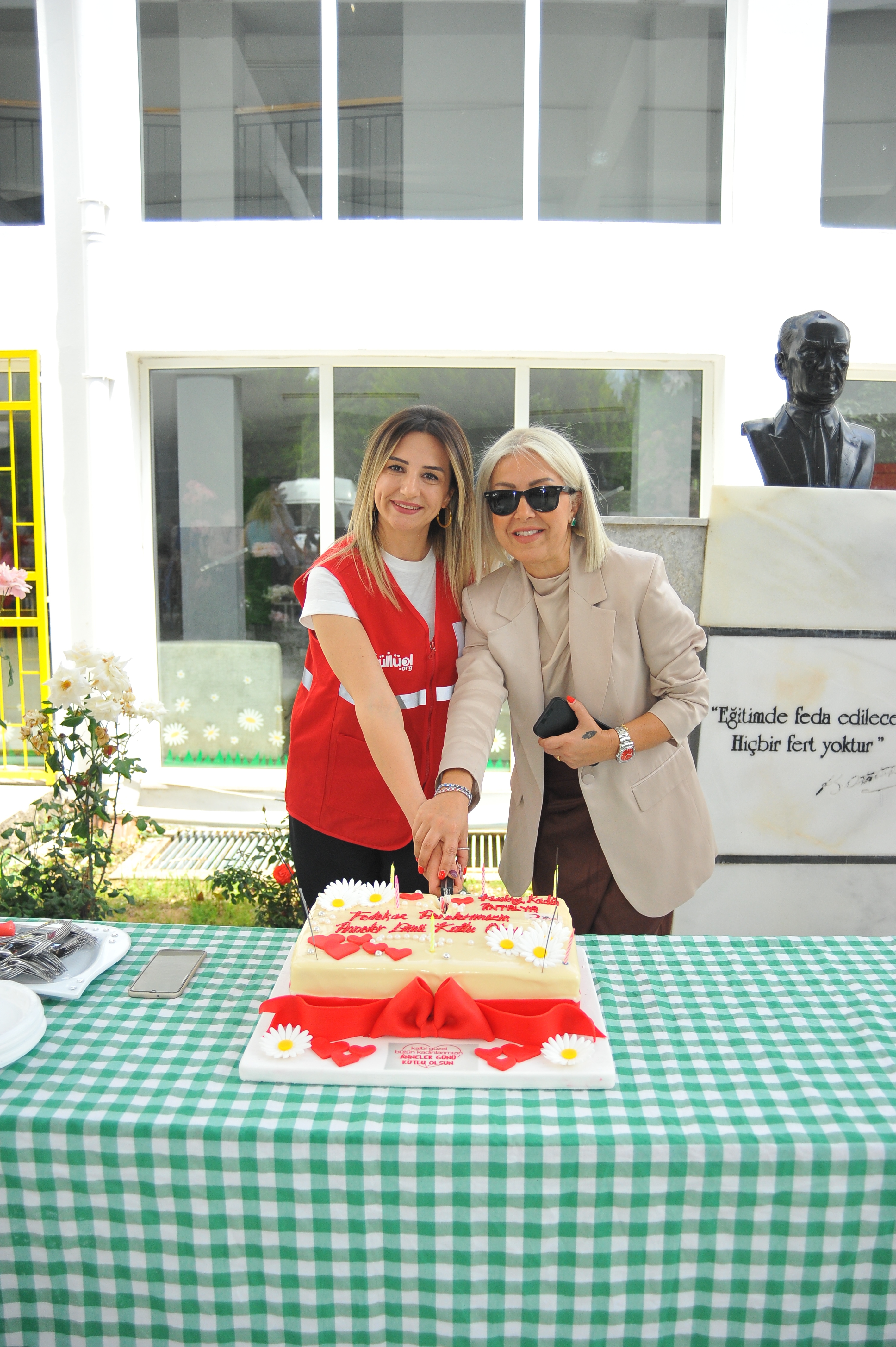 Kızılay Antalya Kadın’dan ‘özel’ etkinlik