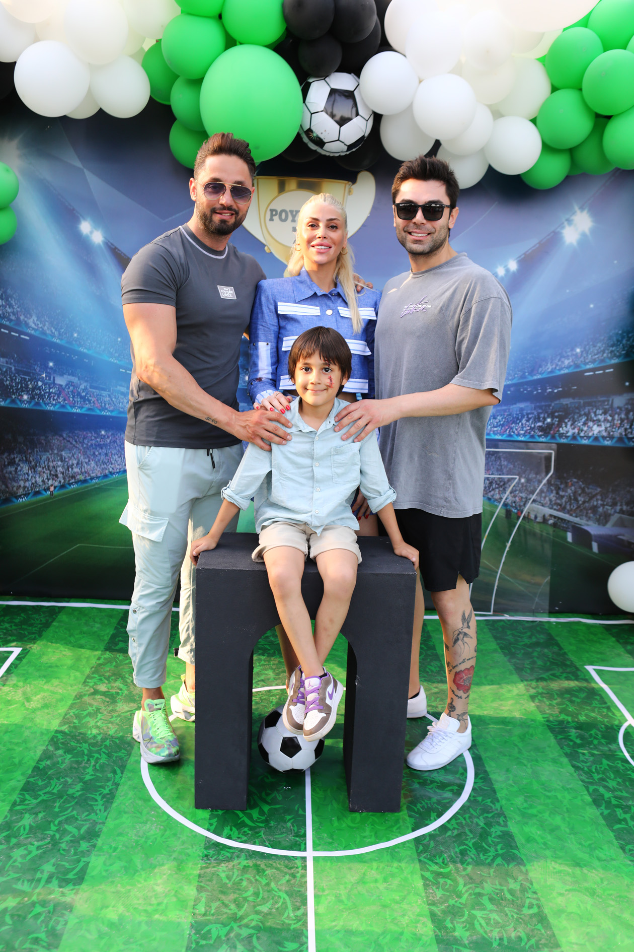 Poyraz’dan futbol temalı yeni yaş