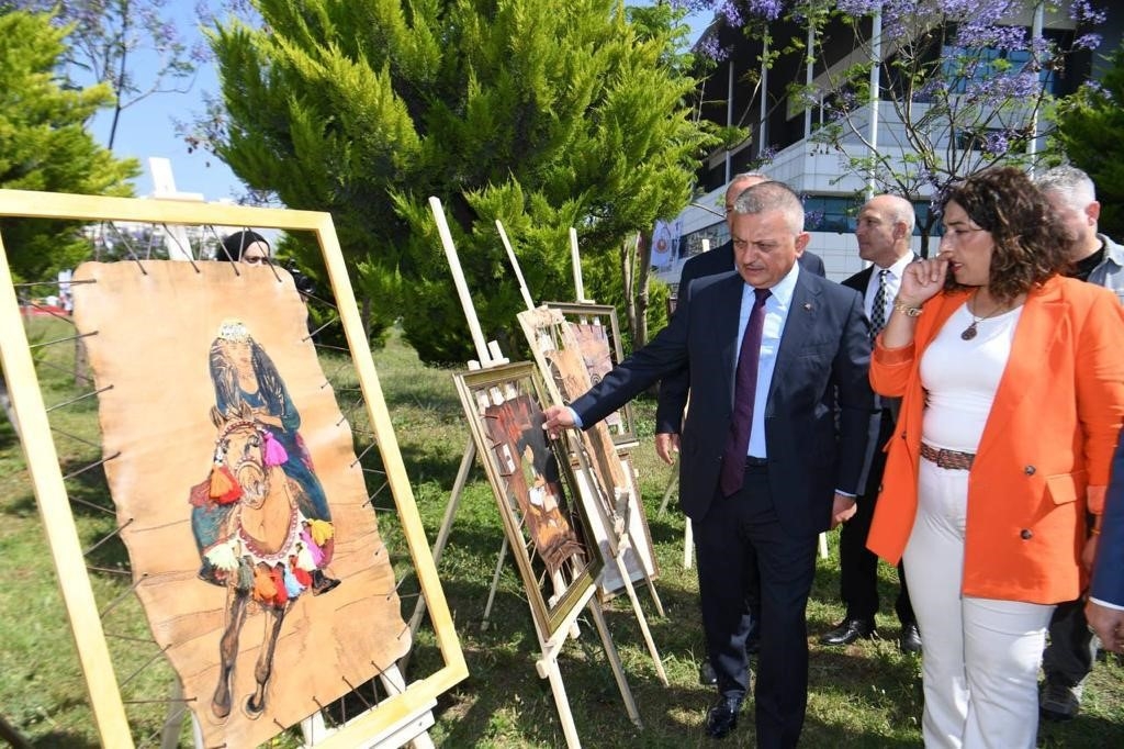 19 Mayıs Atatürk'ü Anma, Gençlik ve Spor Bayramı Antalya'da coşkuyla kutlandı
