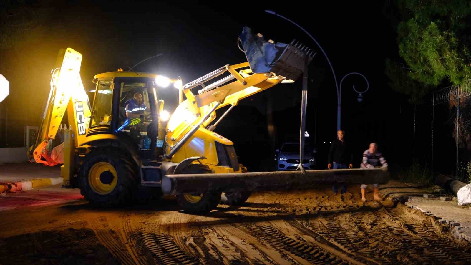 ASAT'tan Belek-Kadriye oteller bölgesinde içme suyu hatlarını yeniledi