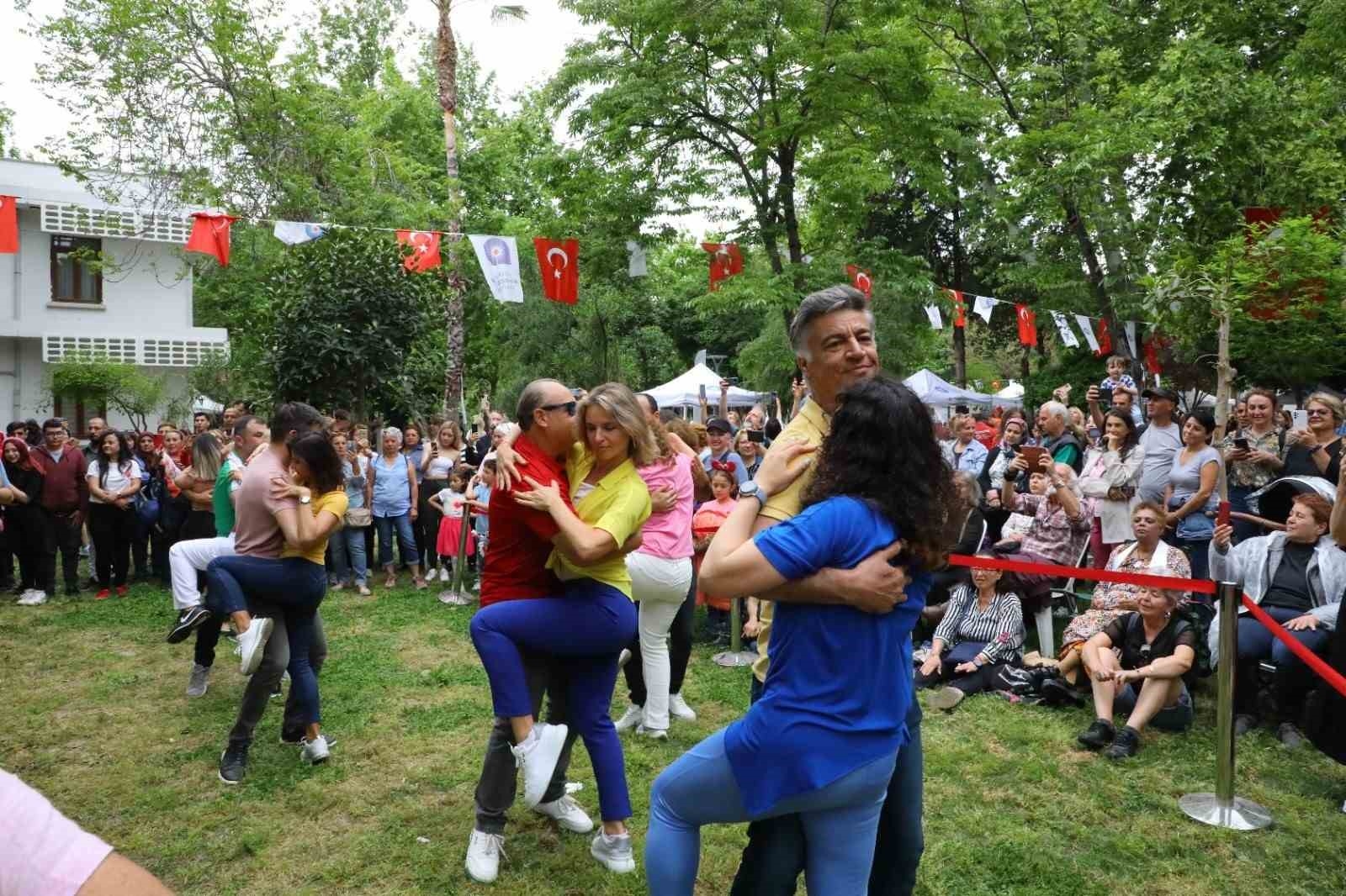 Baharın gelişi coşkuyla karşılandı