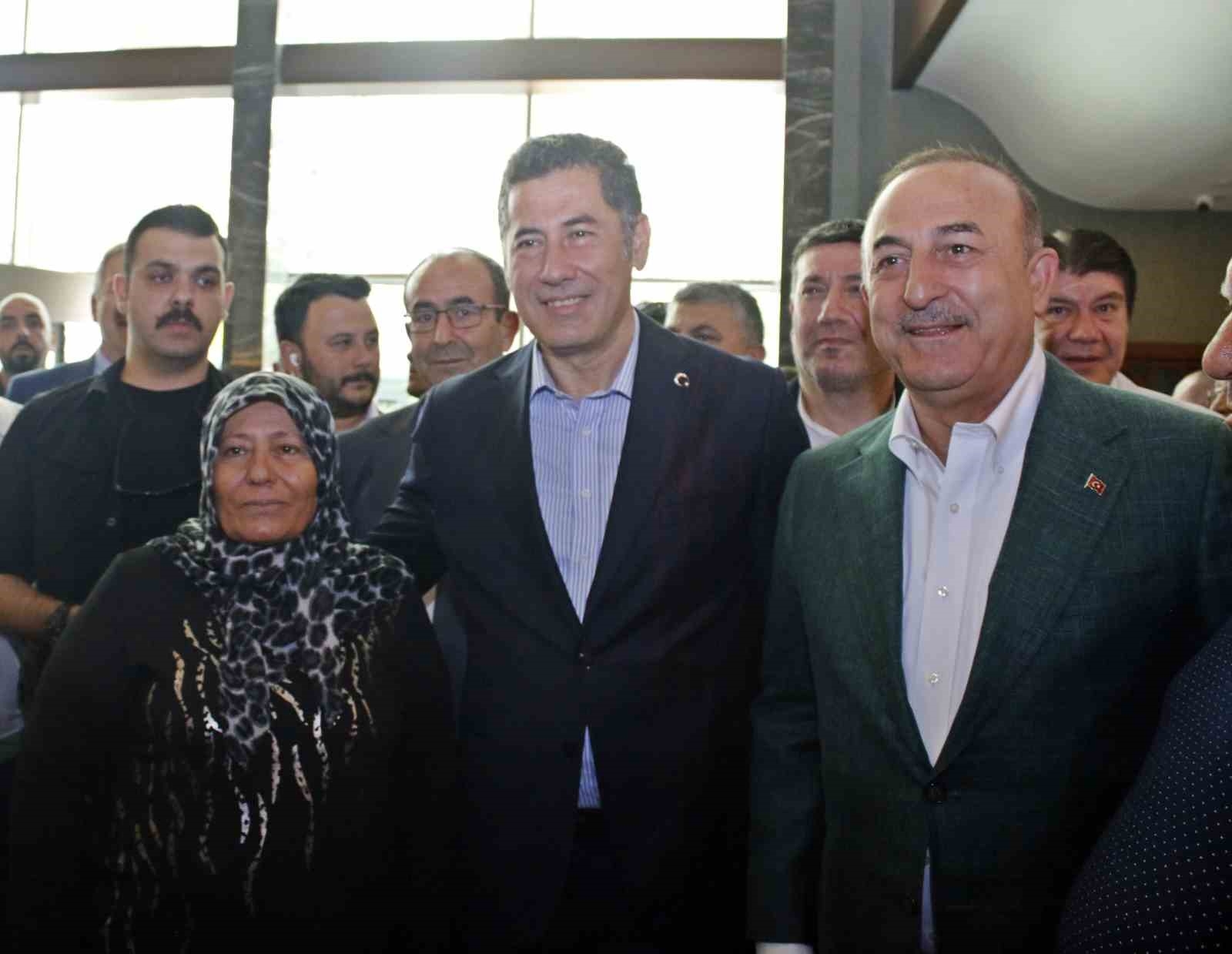 Bakan Çavuşoğlu: " Her gün video yayınlıyor, psikolojisi bozulmuş, agresifleşmiş"