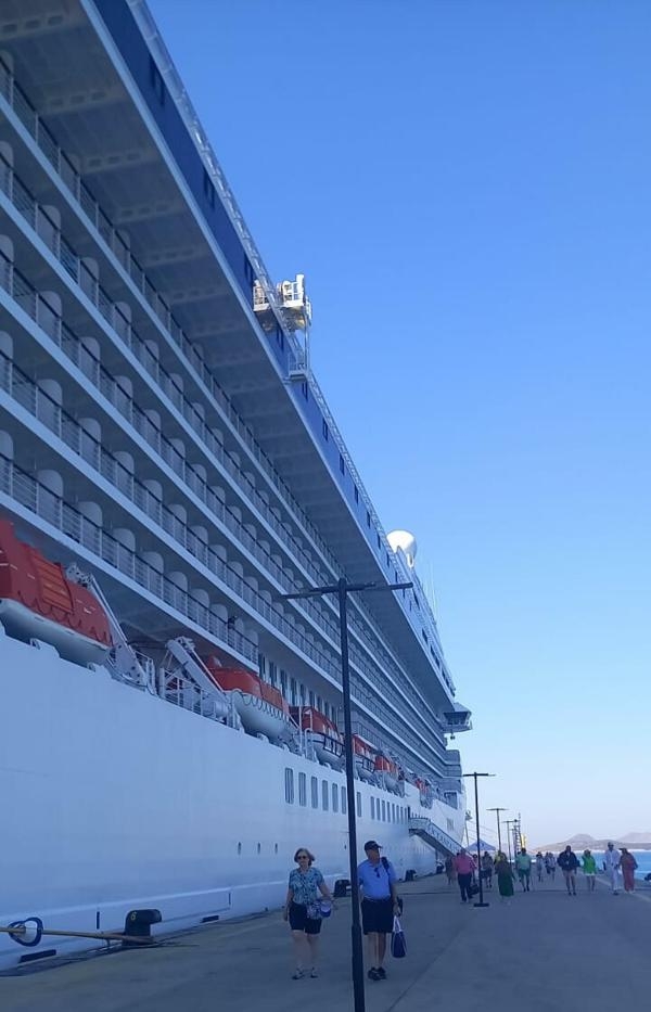 Bodrum'a denizden 1182 turist geldi