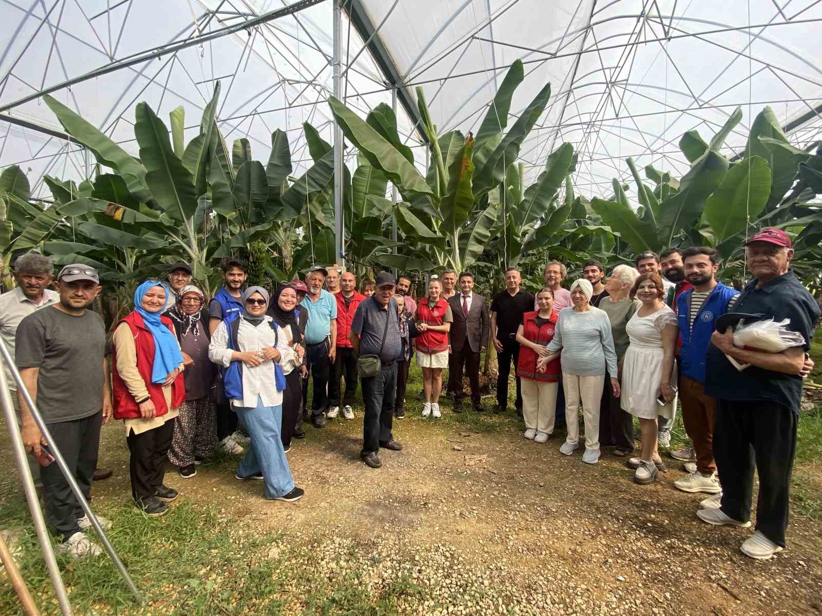 Bugünün gençlerinden dünün gençlerine sazlı sözlü eğlence