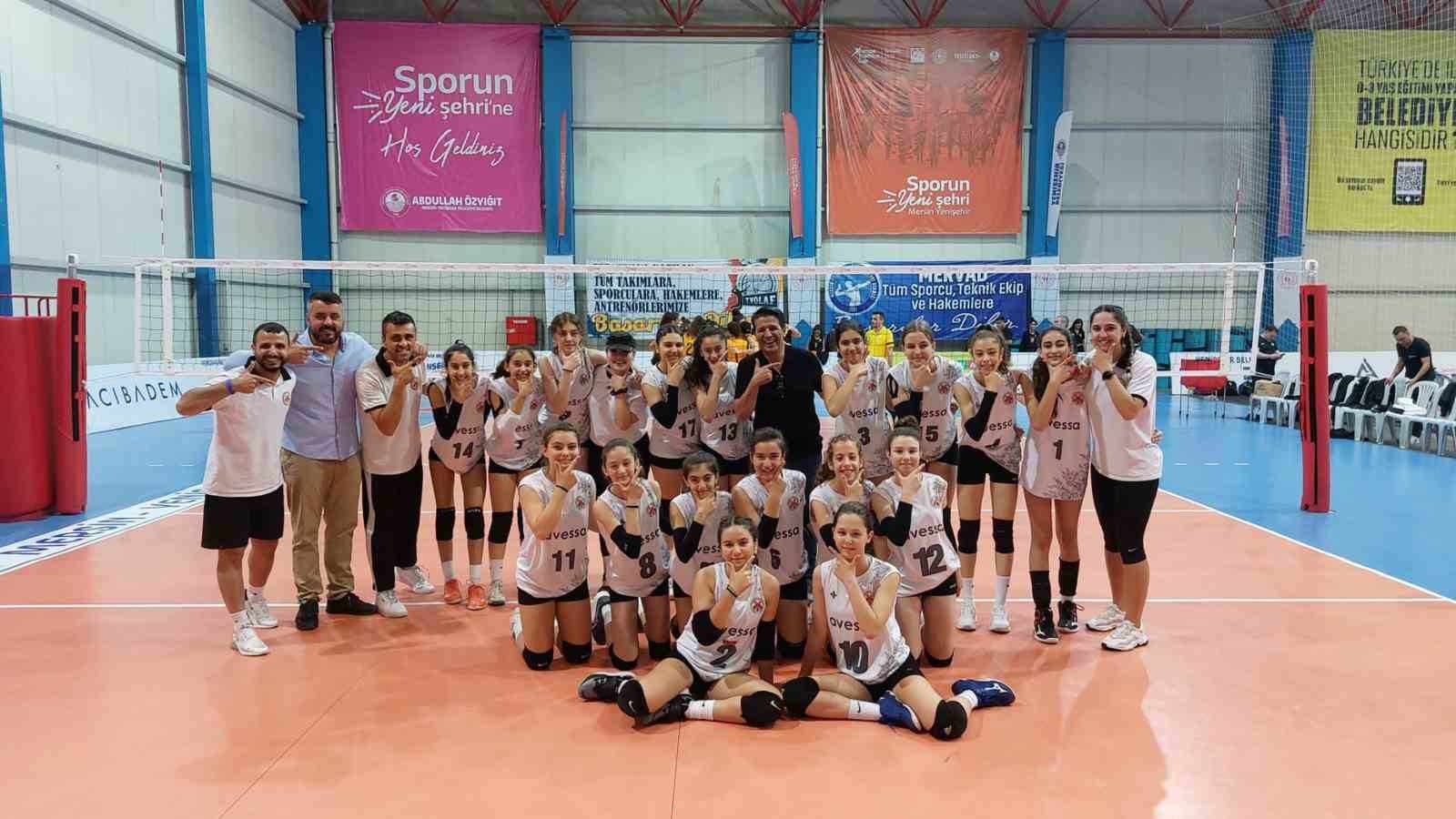 Döşemealtı'nın 'Nar Taneleri' Türkiye Şampiyonası için İzmir'de