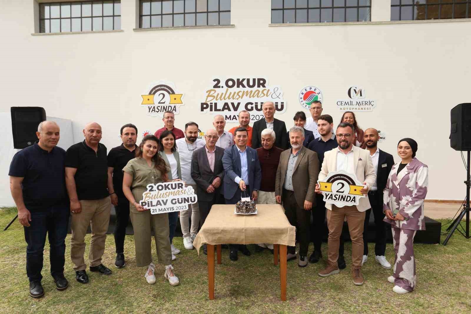 Eski fabrikanın eski trafo binası, yeni kitap yuvası oldu