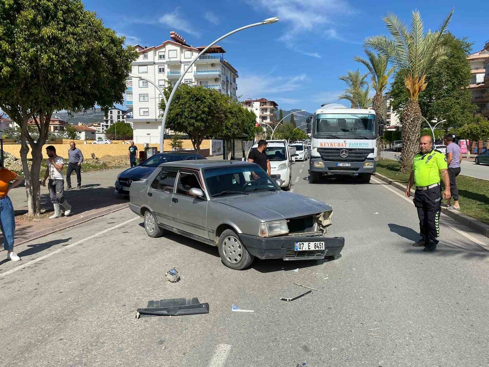 Gazipaşa'da trafik kazası: 1 yaralı