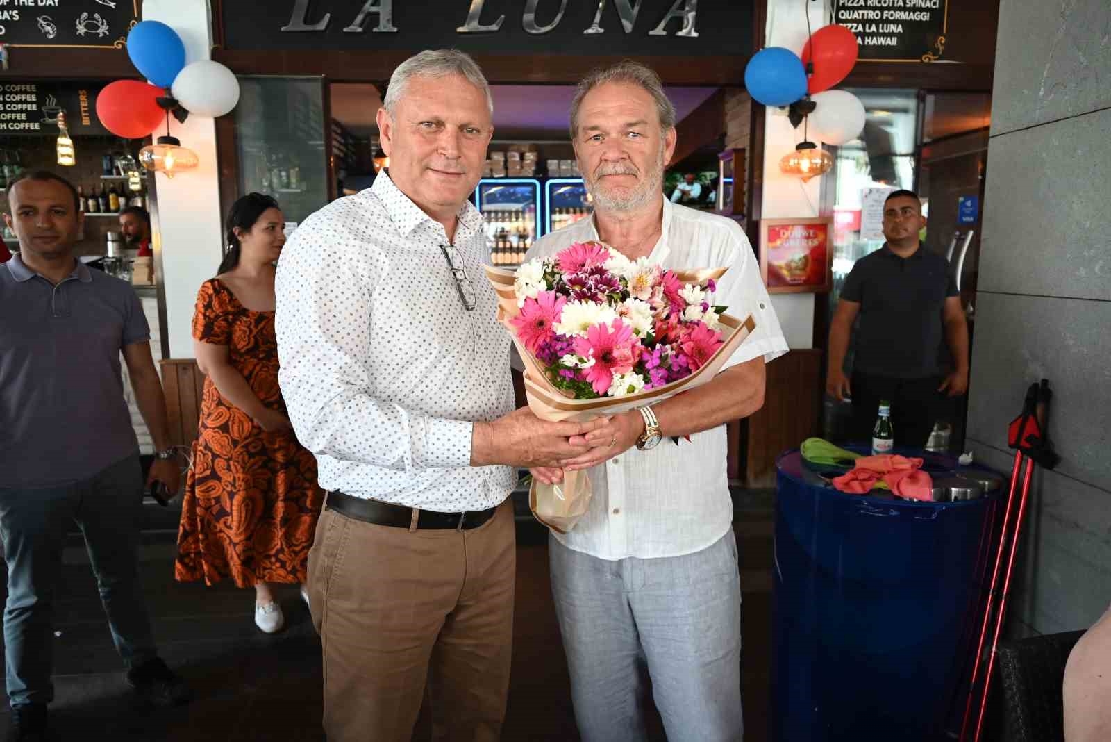 Kemer'de Norveç milli bayramı kutlandı