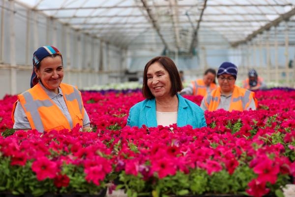 Selvi Kılıçdaroğlu, Hıdırellez için gül dikti dilek tuttu