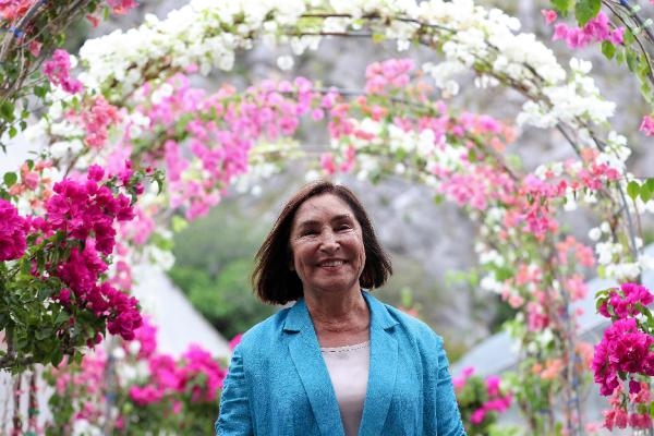 Selvi Kılıçdaroğlu, Hıdırellez için gül dikti dilek tuttu