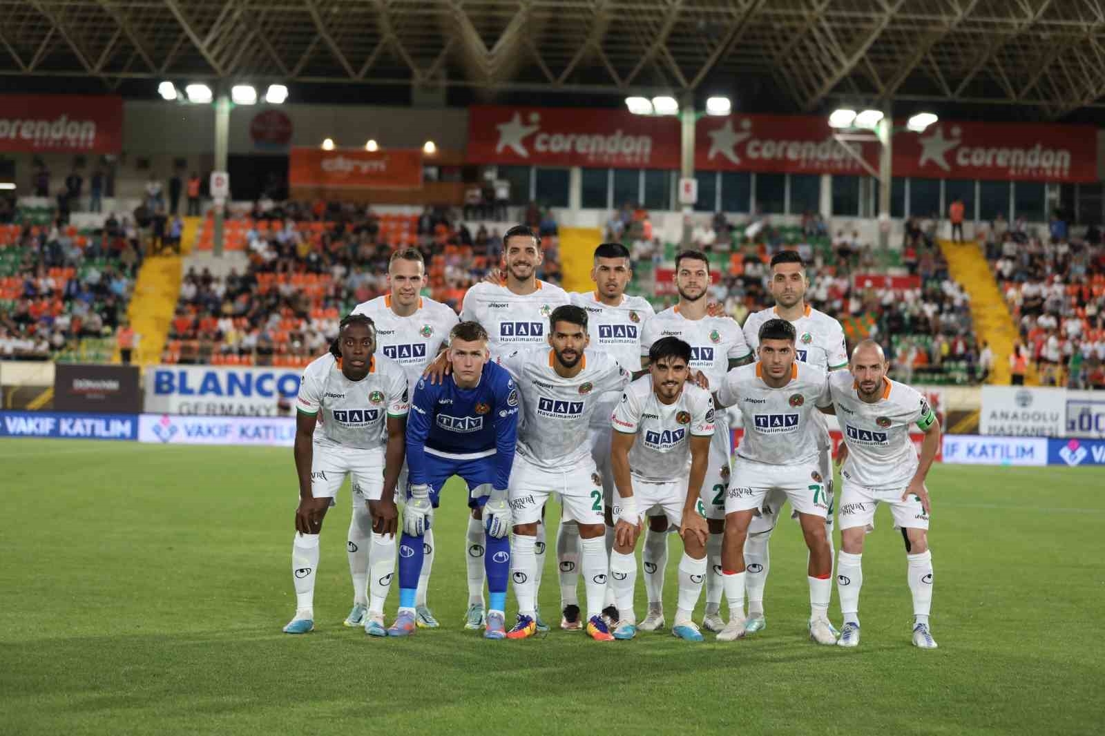 Spor Toto Süper Lig: Corendon Alanyaspor: 0 - Konyaspor: 1