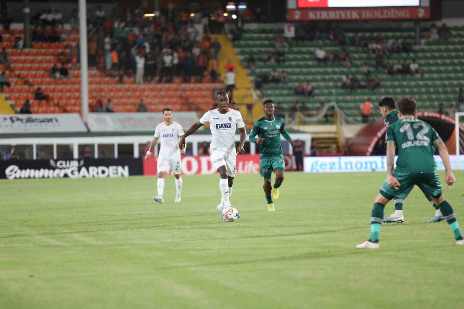 Spor Toto Süper Lig: Corendon Alanyaspor: 0 - Konyaspor: 1