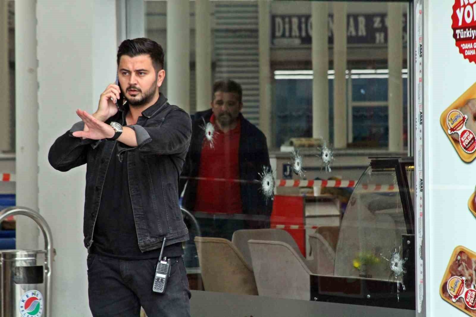 Uzatmalı şarjörle balık pazarında dehşeti yaşattı: 2 yaralı