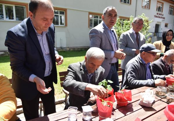 Yaşlı Dostu Yaşam Günü