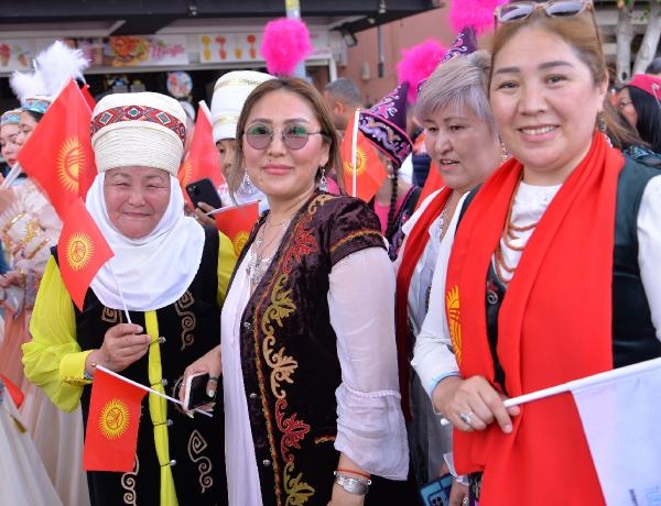 Alanya Festivali, Yörük Göçü'nde Hadise rüzgarı esti